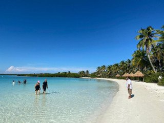 Paseo en bote y Snorkel en Isla Contoy